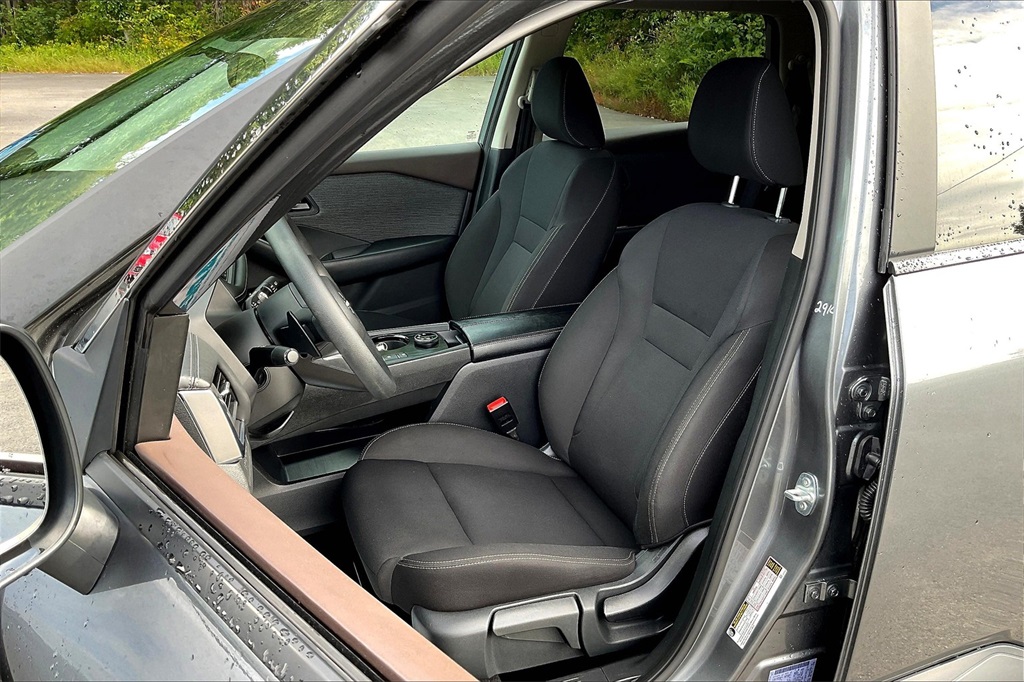 2023 Nissan Rogue S - Photo 10