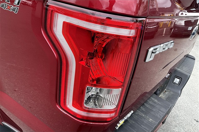 2015 Ford F-150 XLT - Photo 32