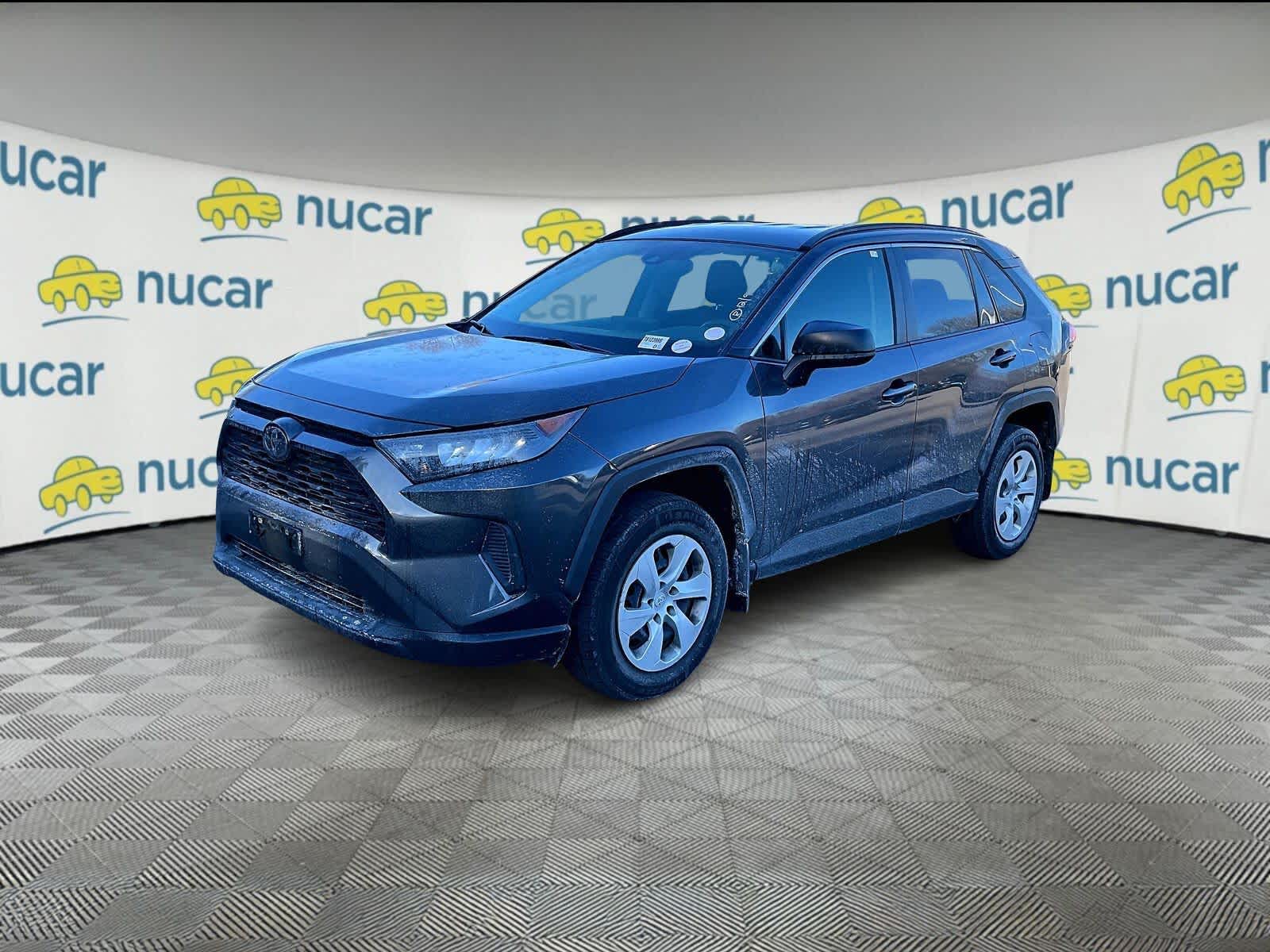 2019 Toyota RAV4 LE - Photo 2