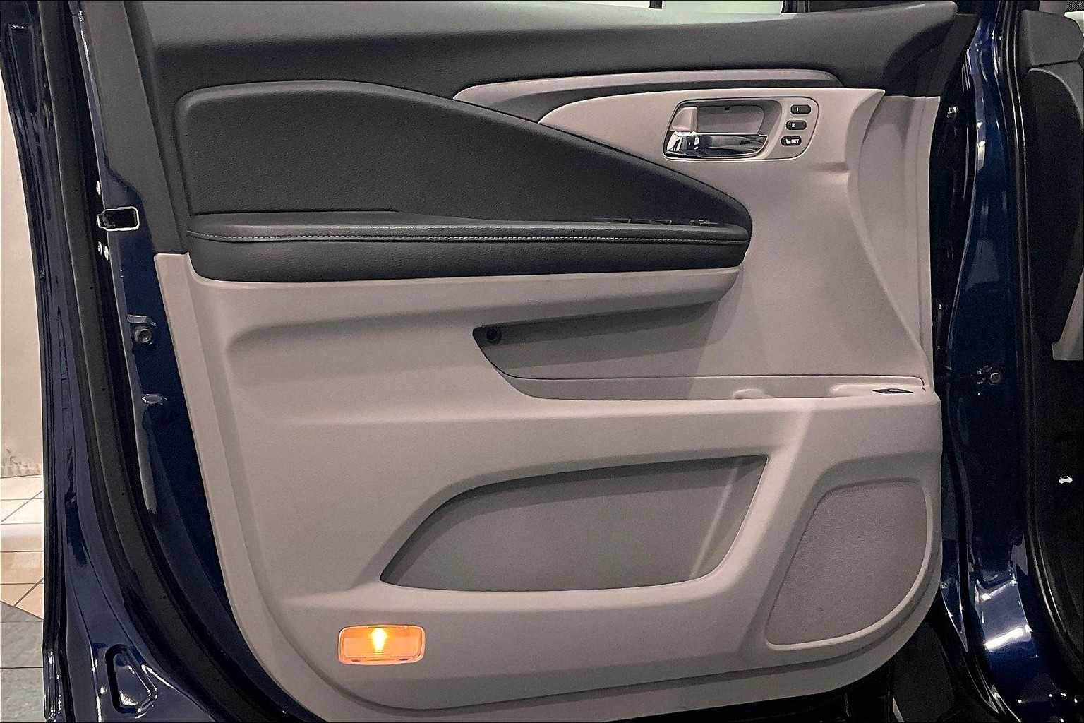 2022 Honda Ridgeline RTL-E - Photo 9