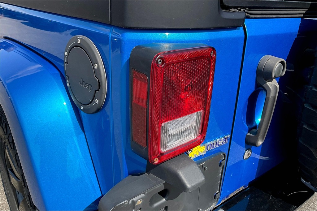 2014 Jeep Wrangler Unlimited Altitude - Photo 28
