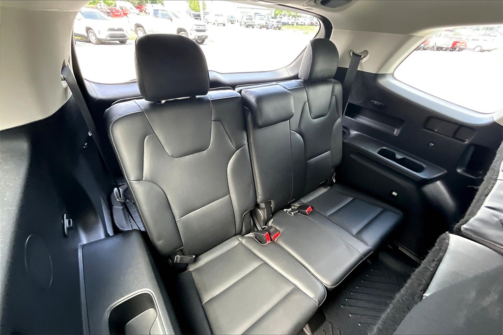 2022 Kia Telluride LX - Photo 17