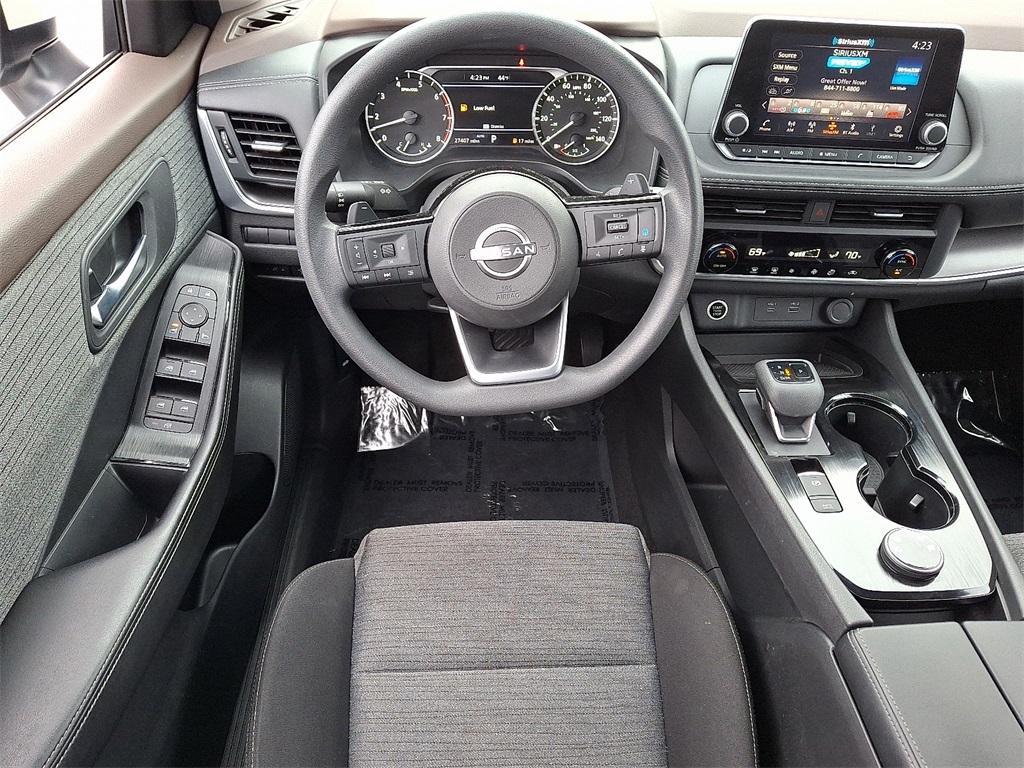 2023 Nissan Rogue SV - Photo 12