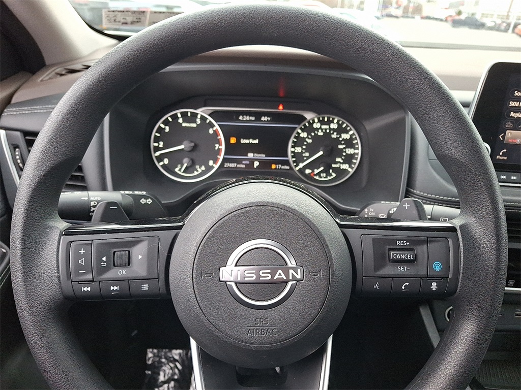 2023 Nissan Rogue SV - Photo 19