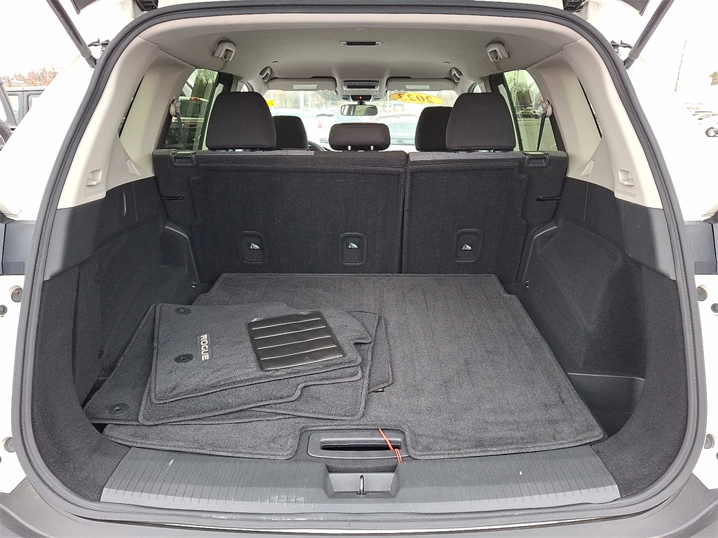 2023 Nissan Rogue SV - Photo 28