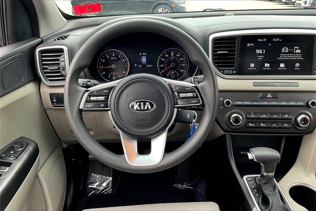 2022 Kia Sportage LX - Photo 16