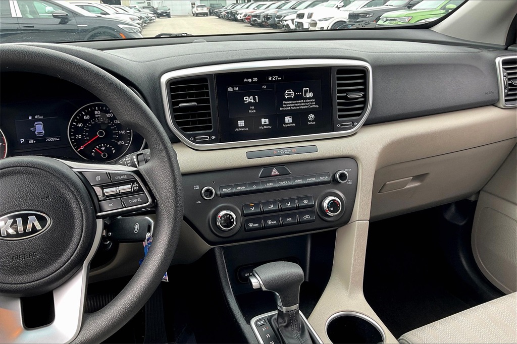2022 Kia Sportage LX - Photo 17
