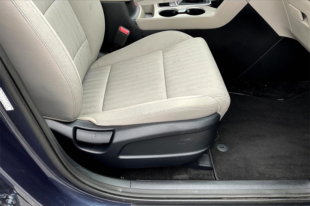 2022 Kia Sportage LX - Photo 35