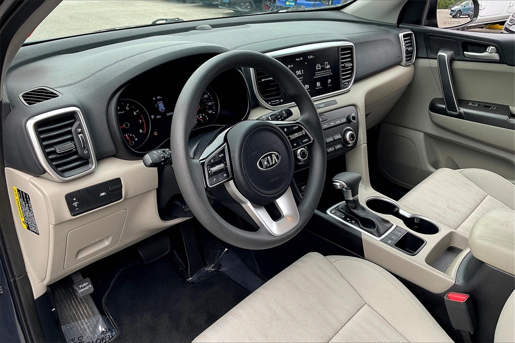 2022 Kia Sportage LX - Photo 8
