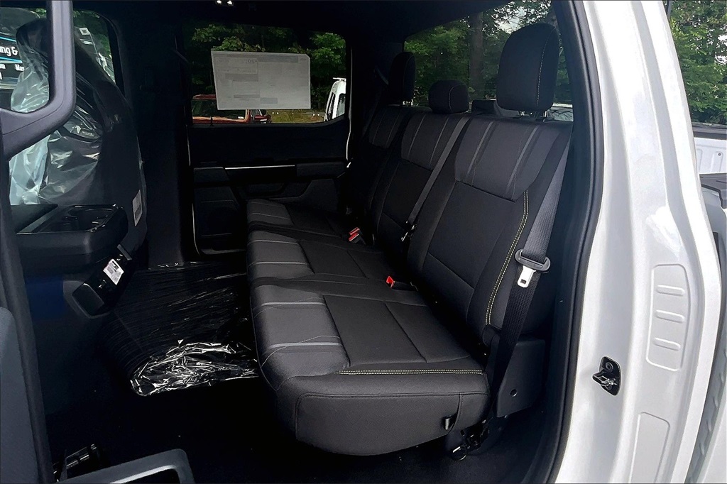 2025 Ford F-150 STX - Photo 11