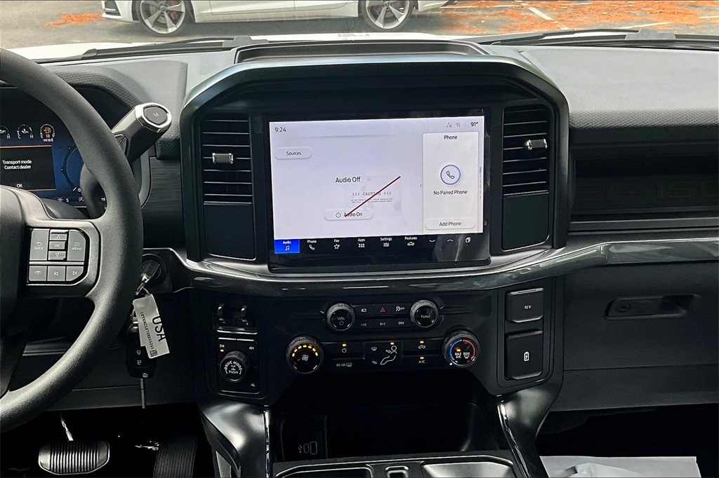 2025 Ford F-150 STX - Photo 8
