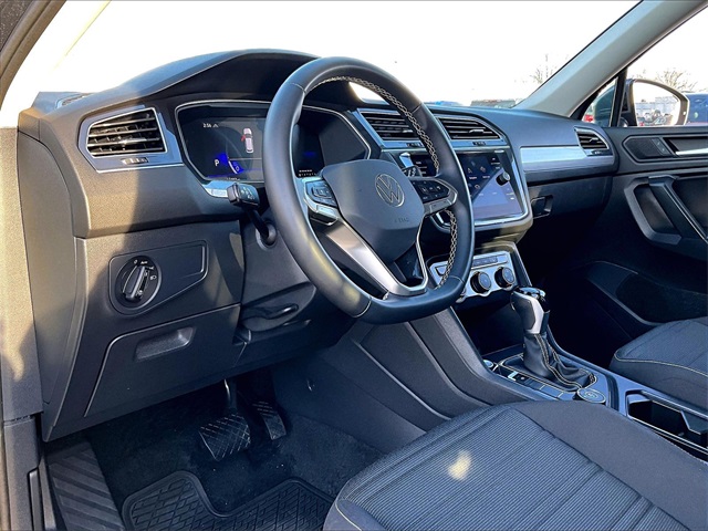 2024 Volkswagen Tiguan 2.0T S - Photo 8