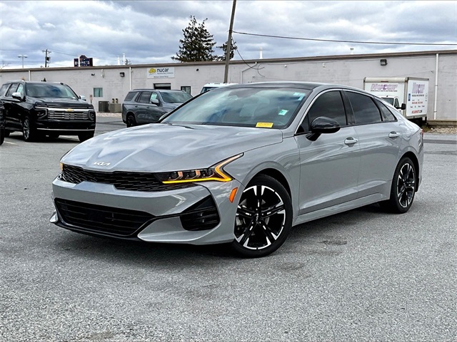 2022 Kia K5 GT-Line - Photo 2