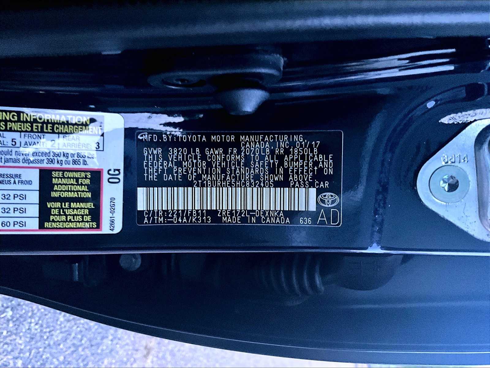 2017 Toyota Corolla LE - Photo 6
