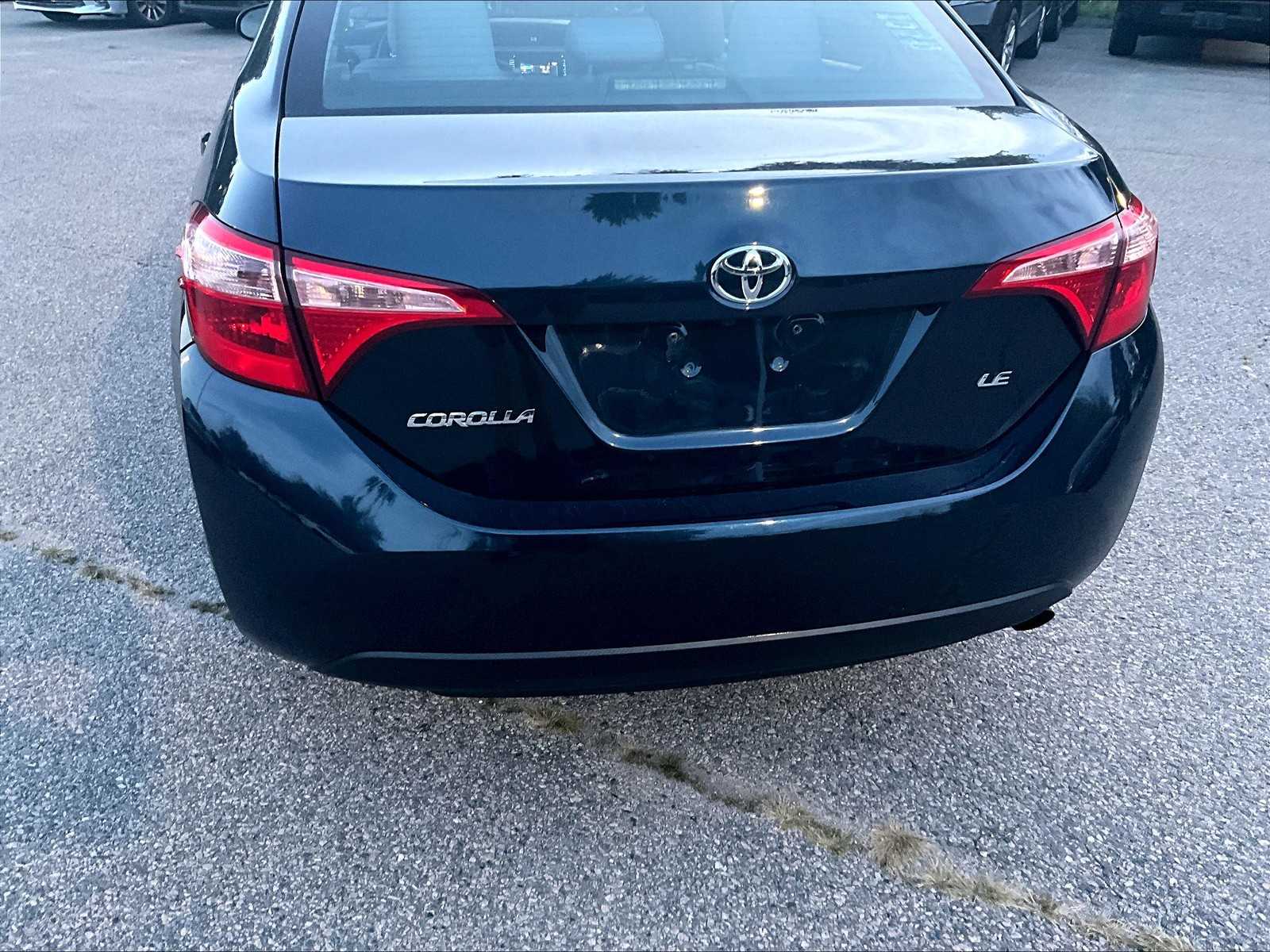 2017 Toyota Corolla LE - Photo 7