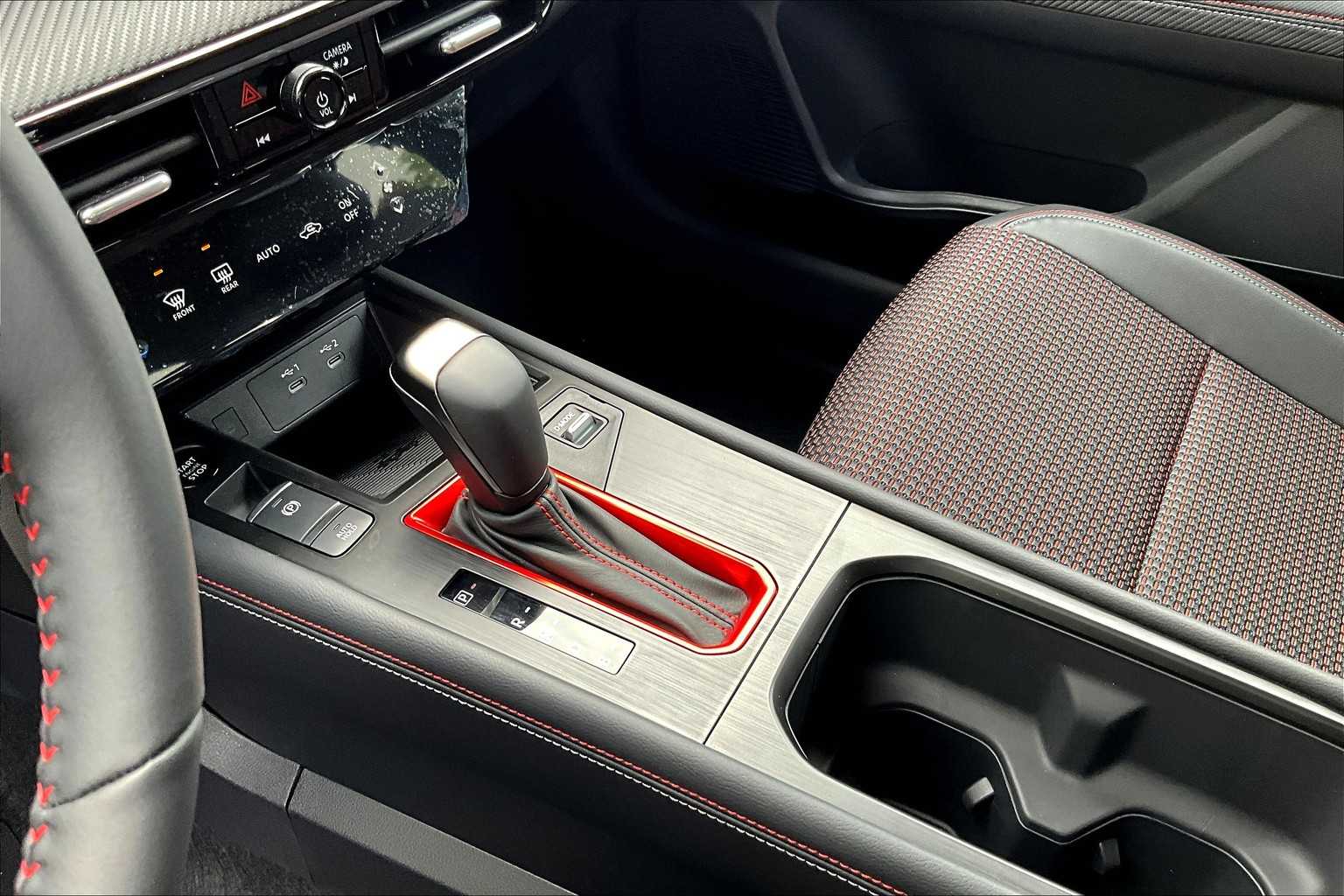 2025 Nissan Kicks SR - Photo 14
