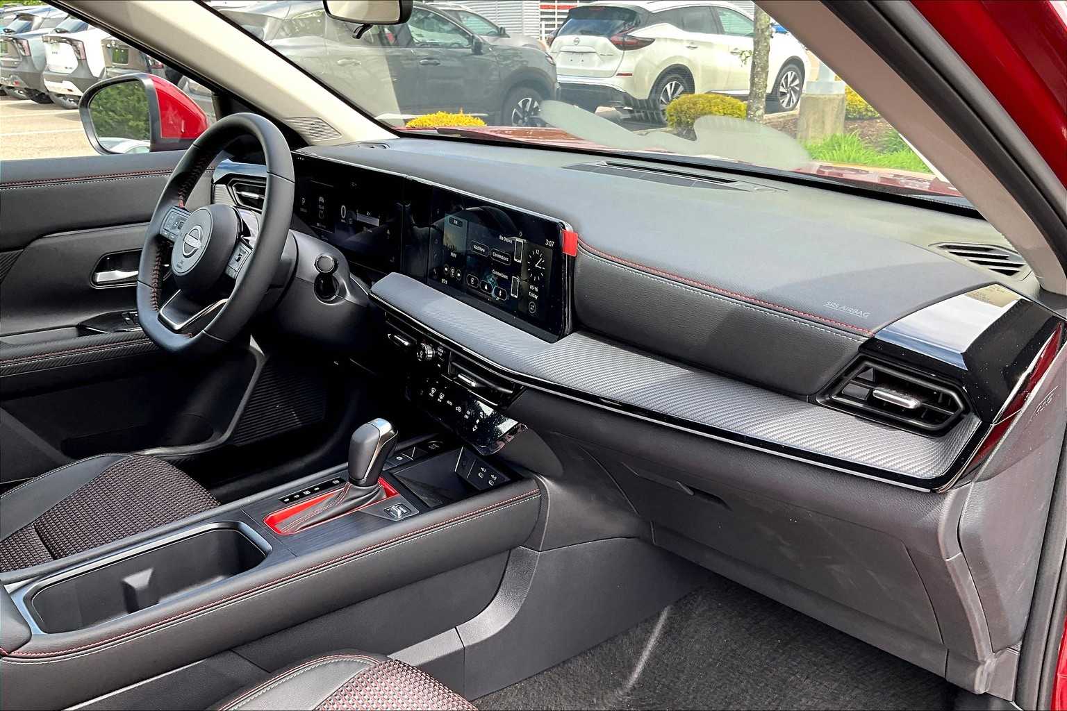 2025 Nissan Kicks SR - Photo 10