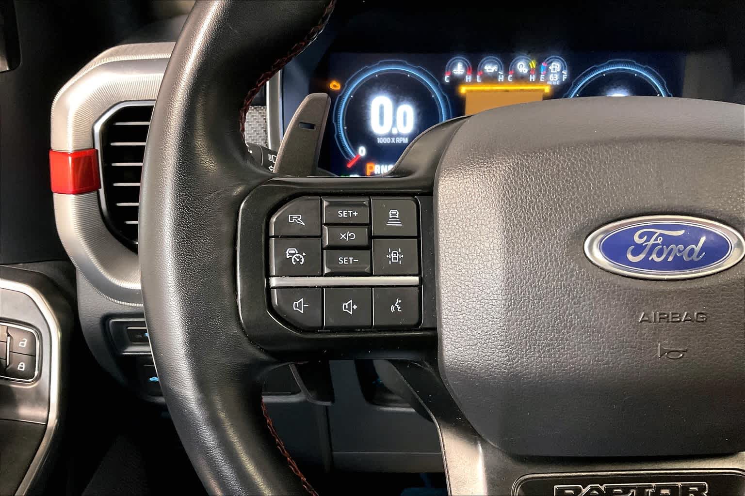 2022 Ford F-150 Raptor - Photo 23