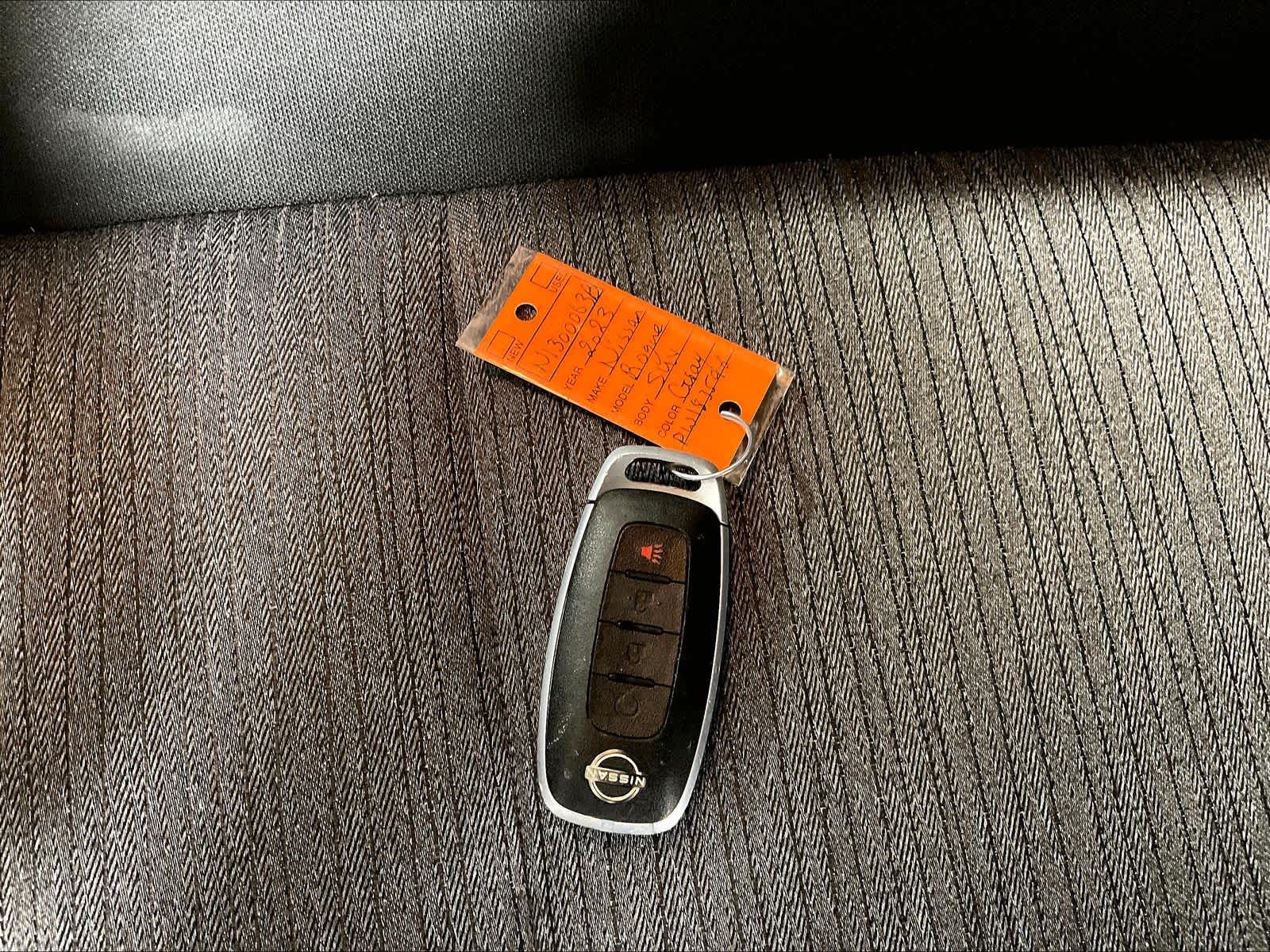 2023 Nissan Rogue SV - Photo 30