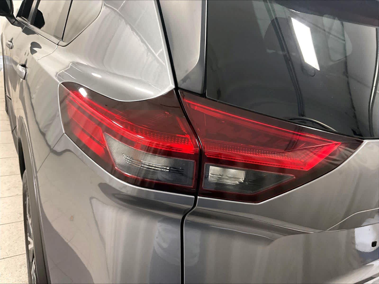 2023 Nissan Rogue SV - Photo 33