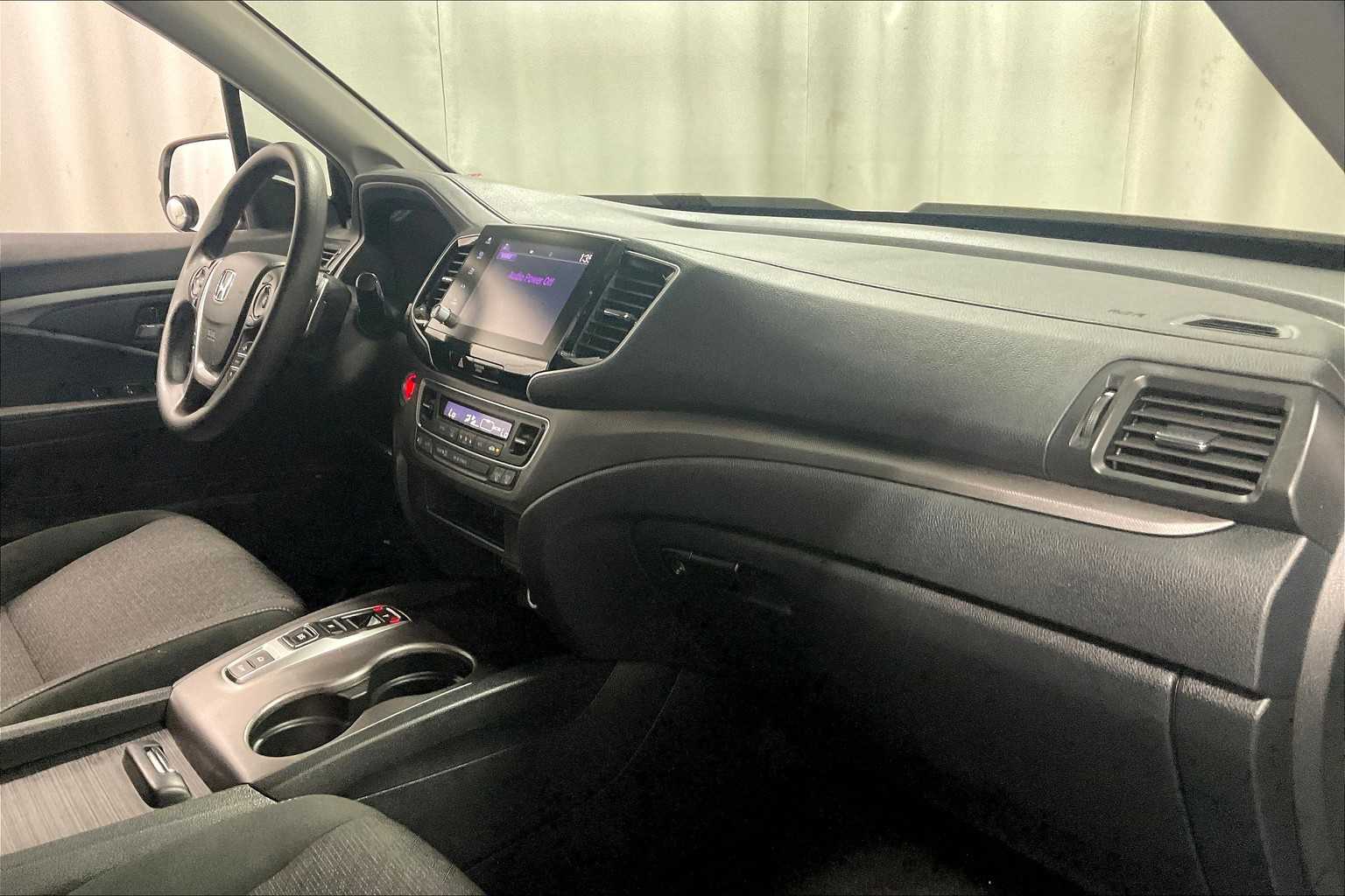 2021 Honda Ridgeline Sport - Photo 14