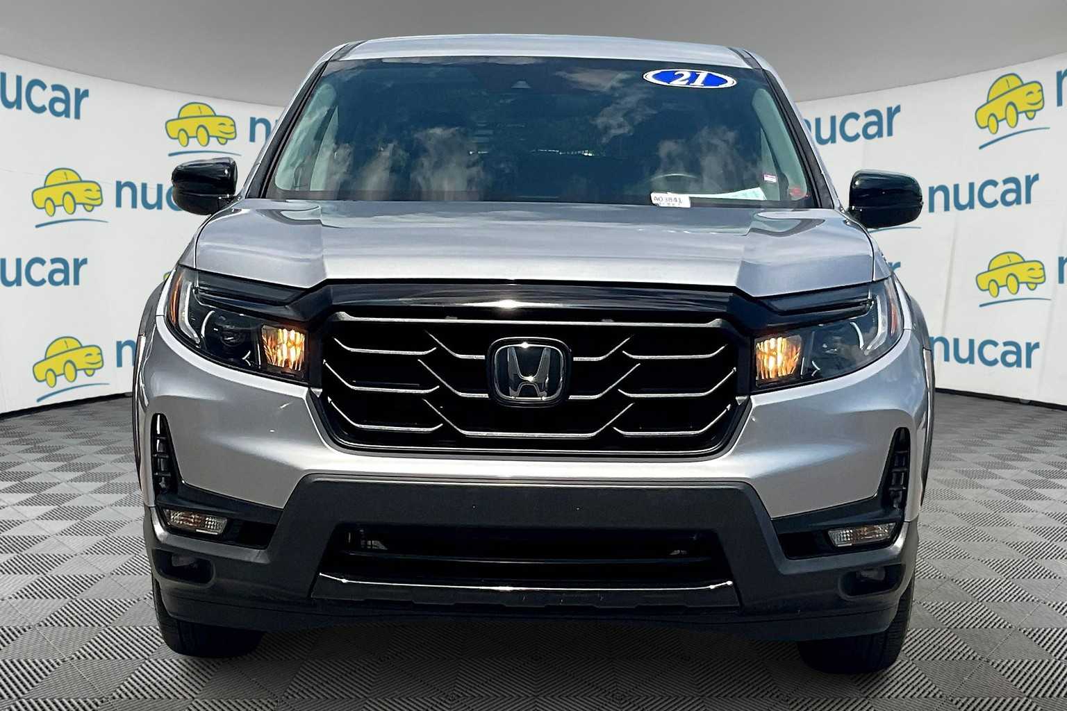 2021 Honda Ridgeline Sport - Photo 2