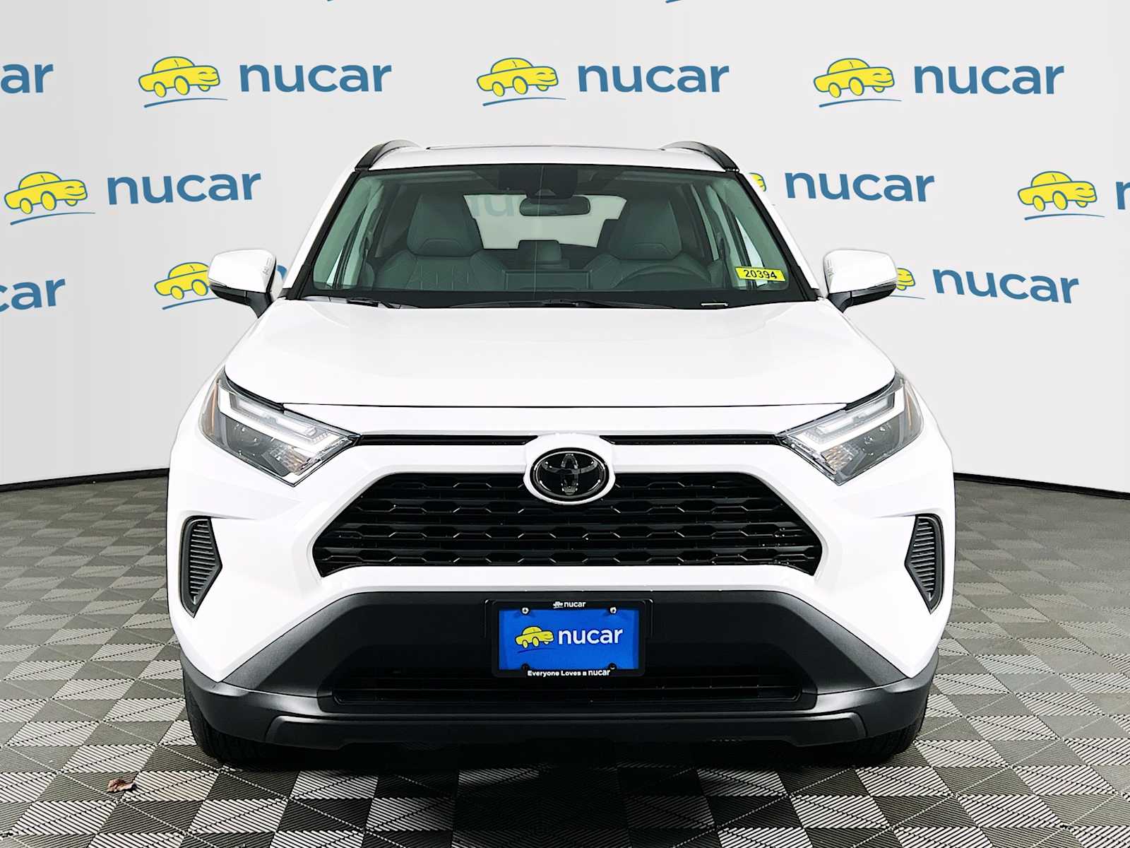 2025 Toyota RAV4 XLE - Photo 2