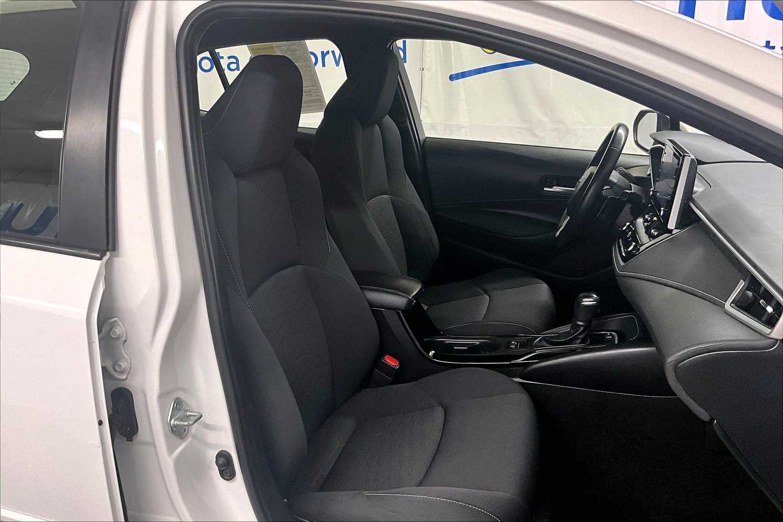 2022 Toyota Corolla SE - Photo 11