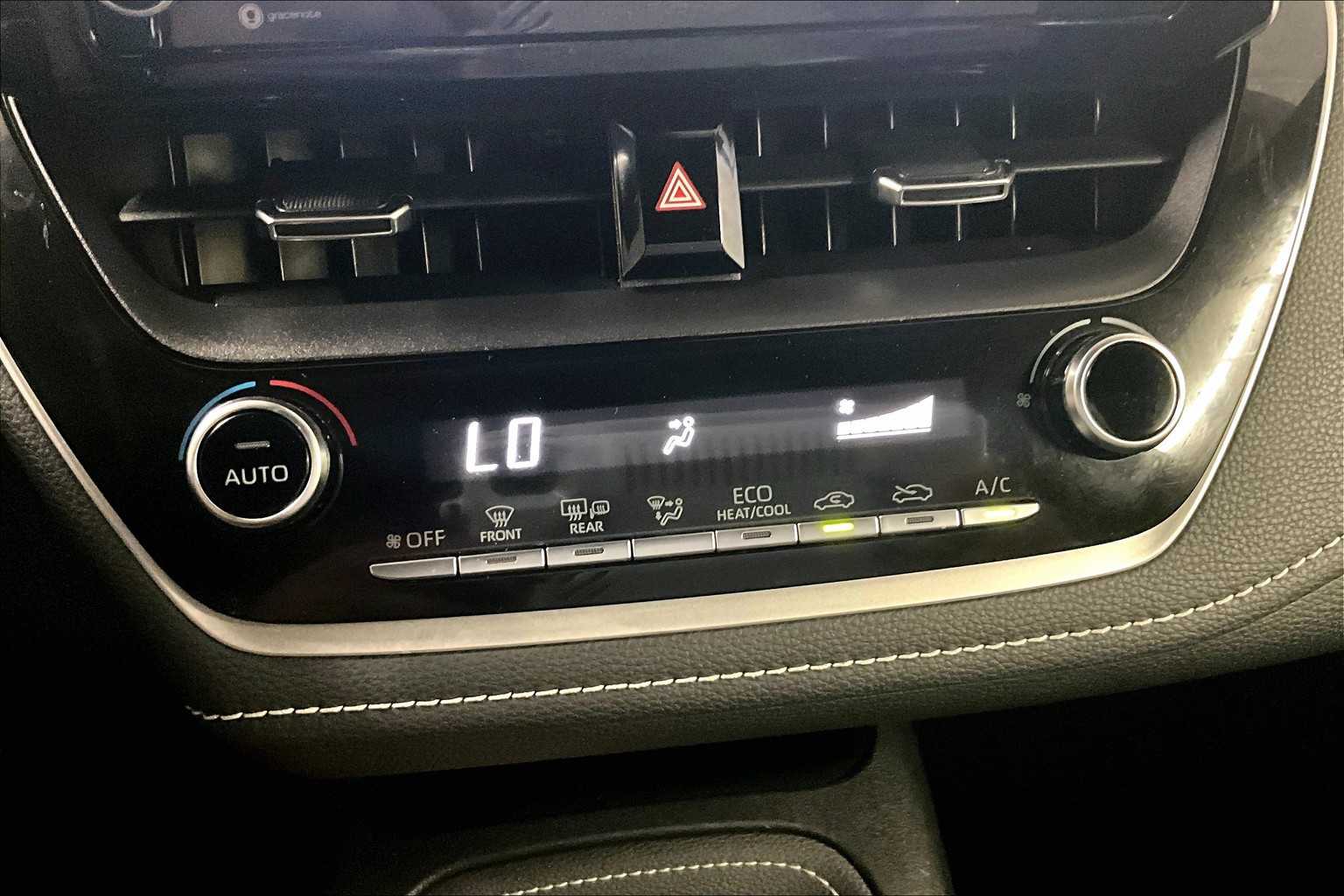 2022 Toyota Corolla SE - Photo 25
