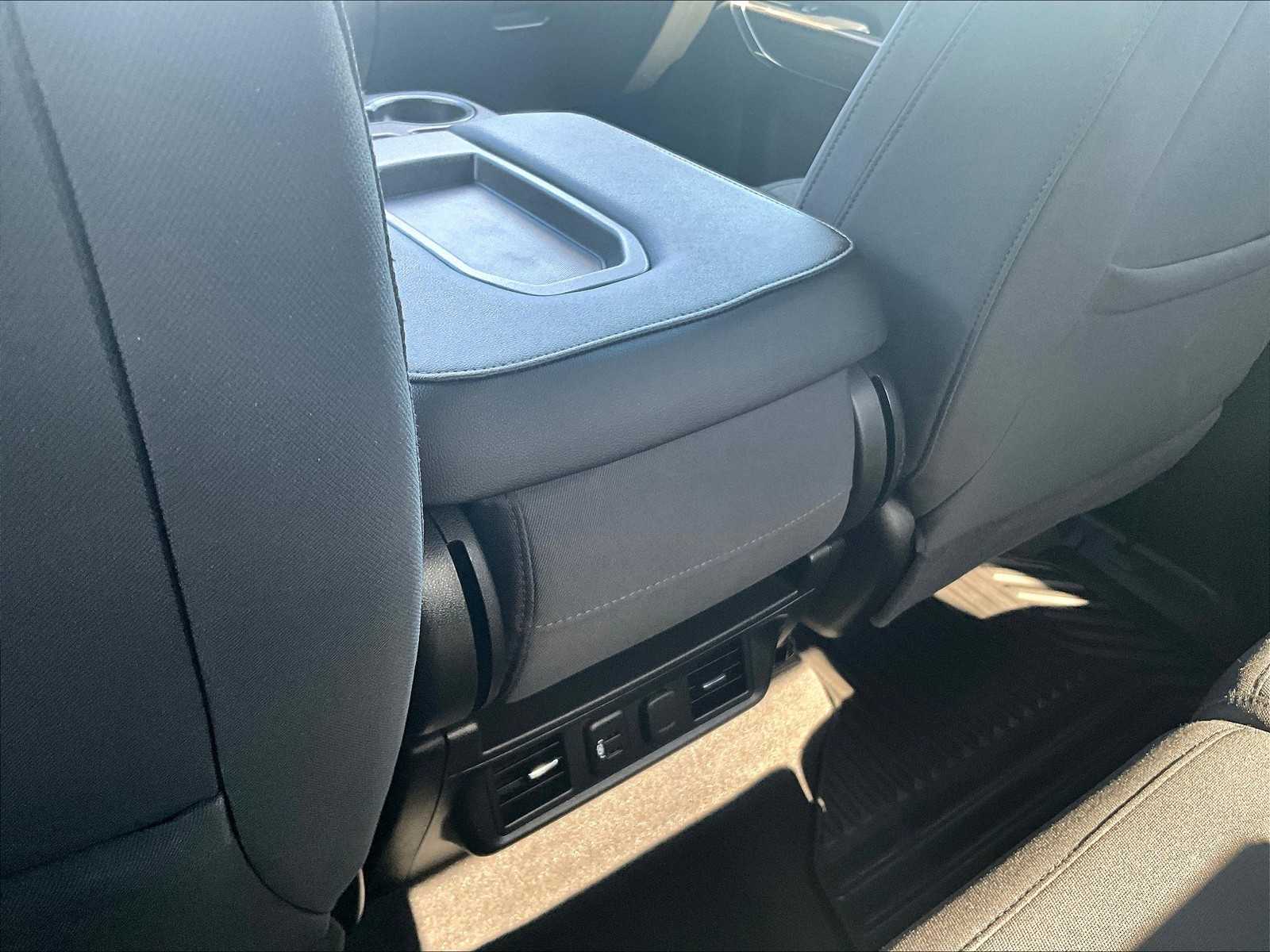 2019 Chevrolet Silverado 1500 LT - Photo 28