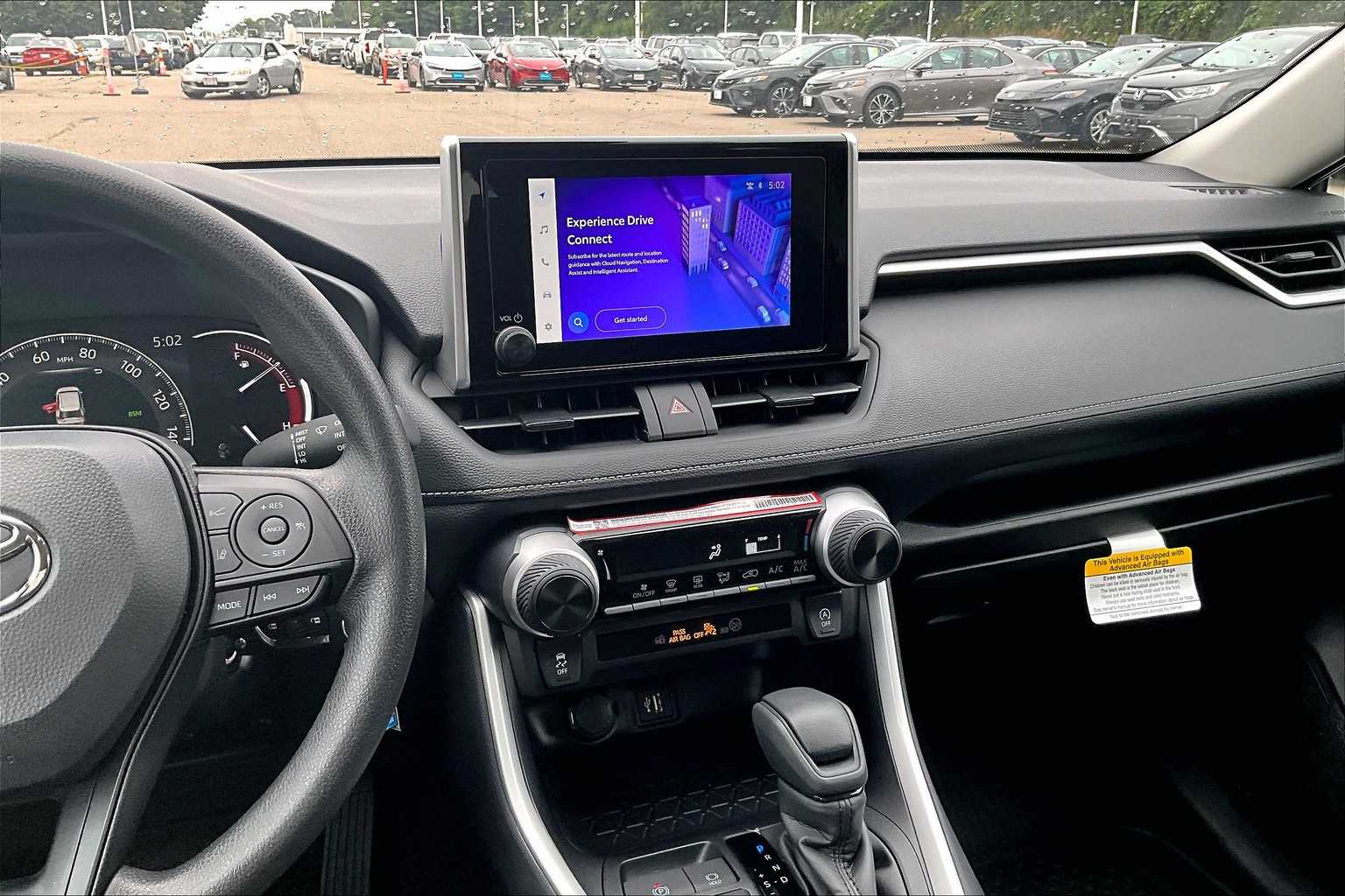 2025 Toyota RAV4 LE - Photo 13