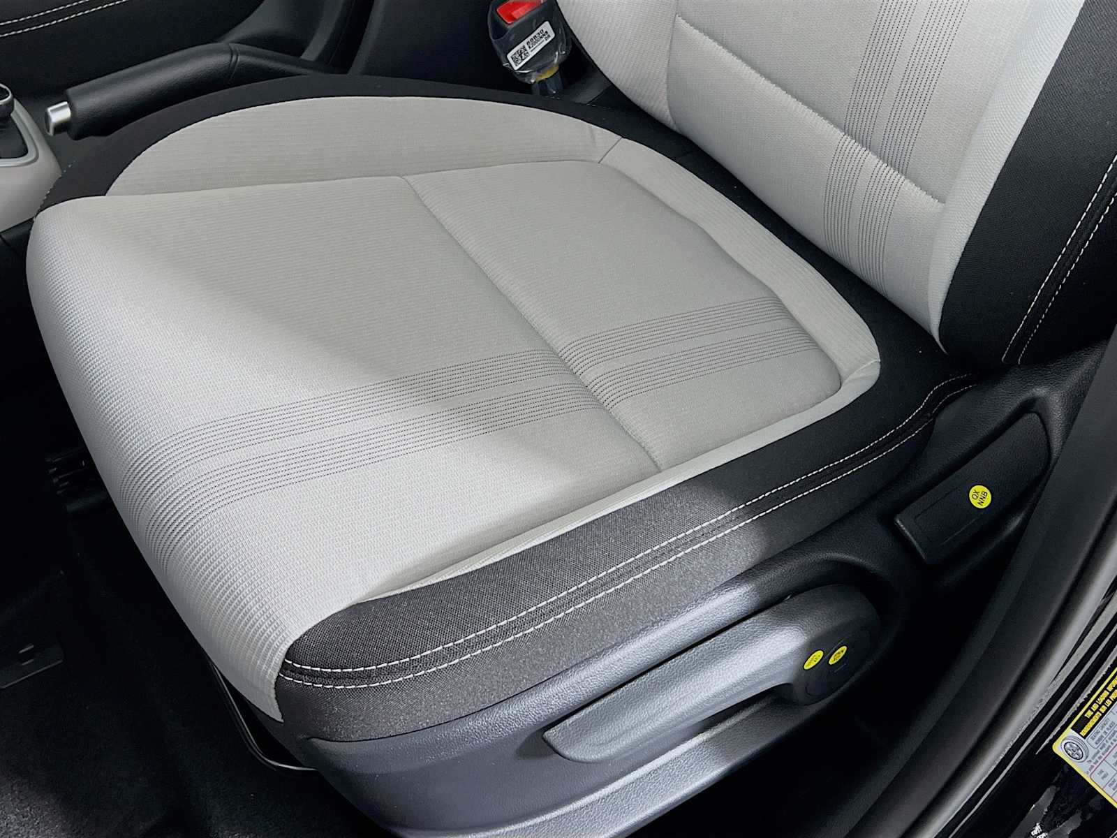 2026 Hyundai Venue SEL - Photo 16