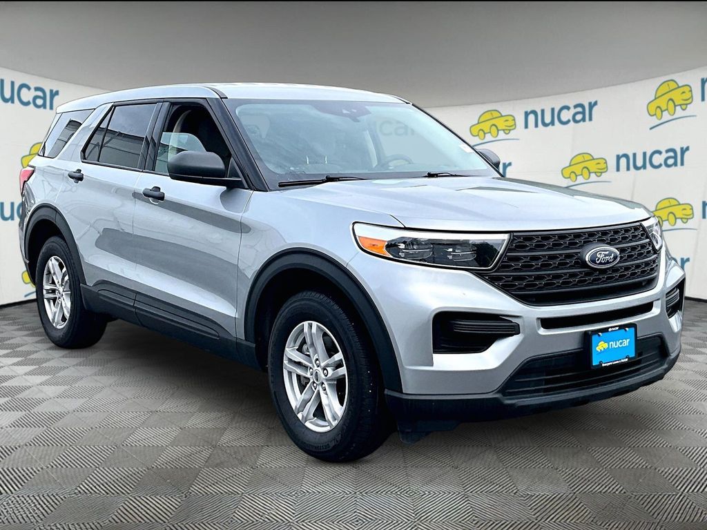 2022 Ford Explorer Base