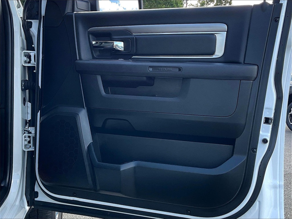 2024 Ram 1500 Classic Warlock - Photo 11