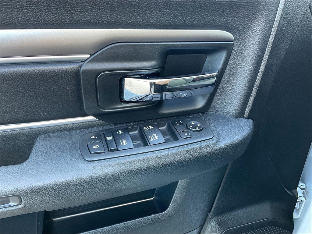 2024 Ram 1500 Classic Warlock - Photo 34