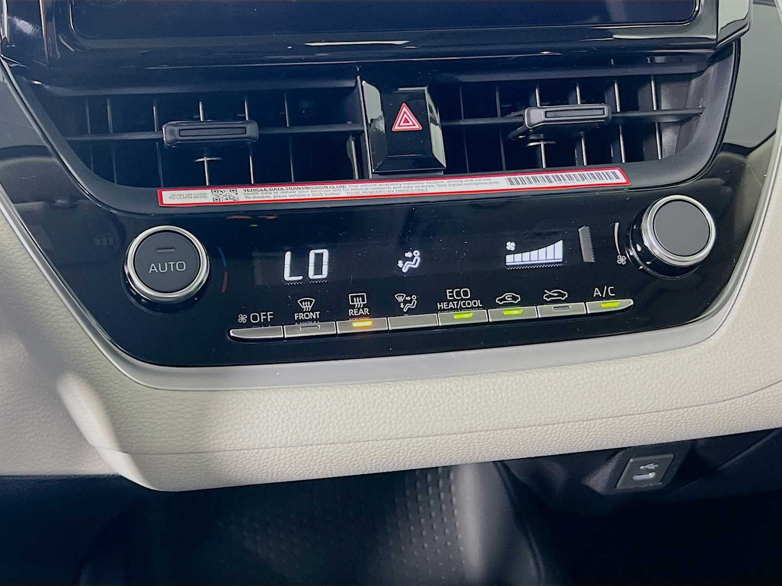2025 Toyota Corolla LE - Photo 10