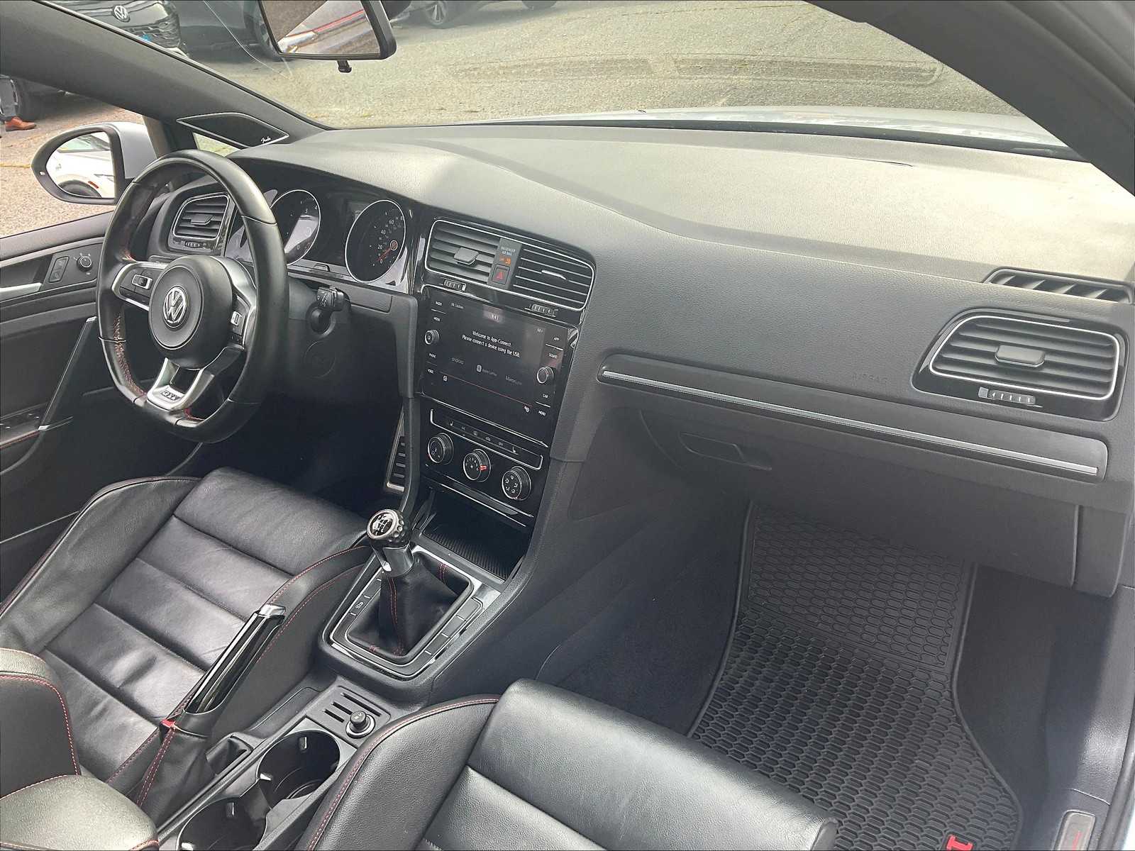 2019 Volkswagen Golf GTI SE - Photo 14