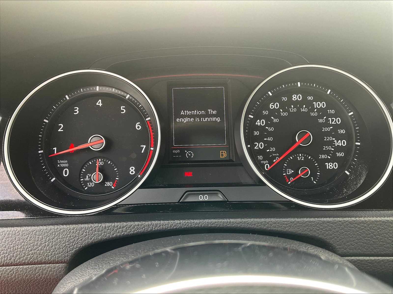 2019 Volkswagen Golf GTI SE - Photo 25