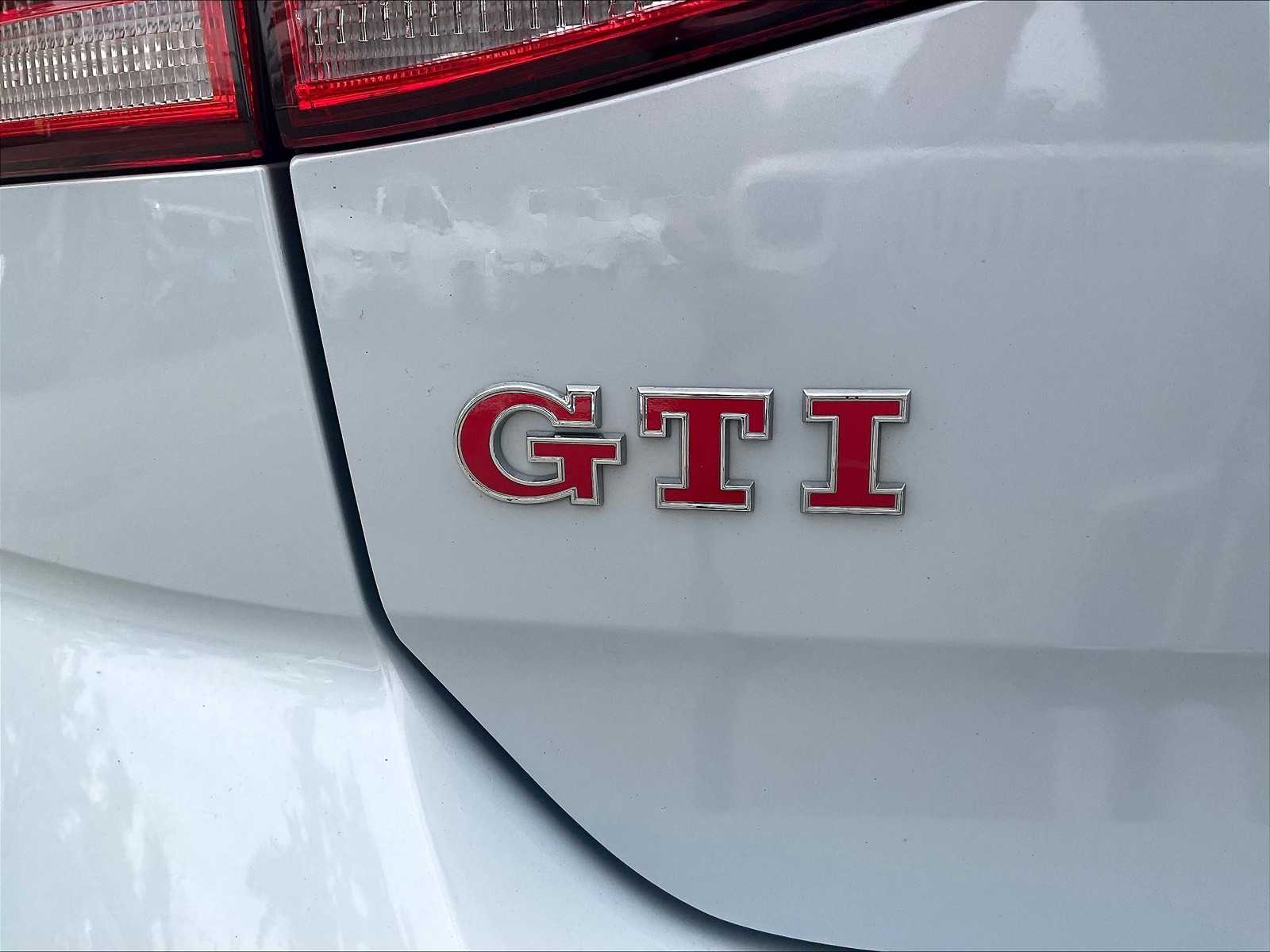 2019 Volkswagen Golf GTI SE - Photo 28