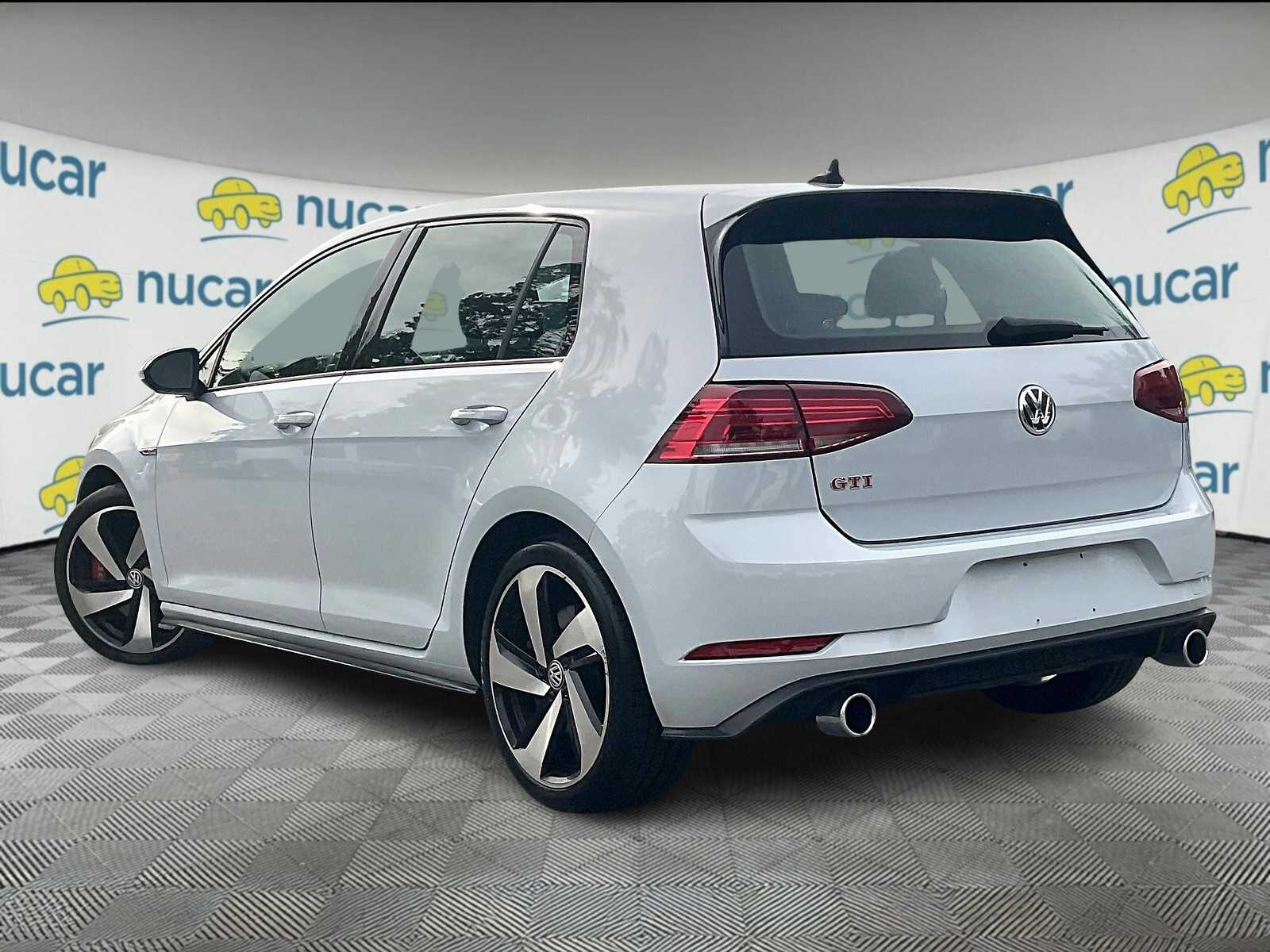 2019 Volkswagen Golf GTI SE - Photo 4