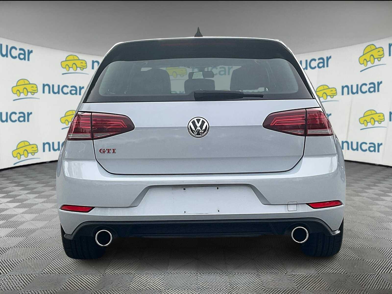 2019 Volkswagen Golf GTI SE - Photo 5