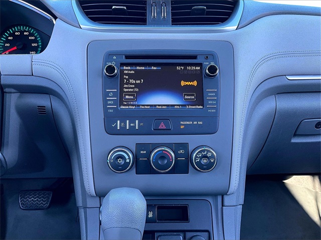 2015 Chevrolet Traverse LS - Photo 17