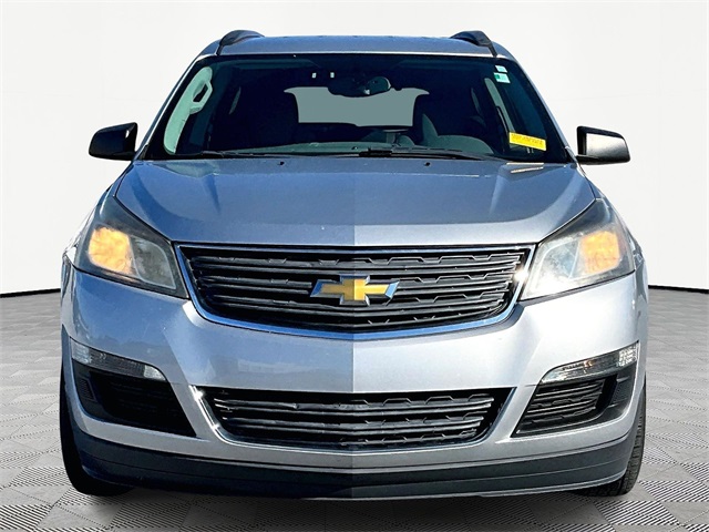 2015 Chevrolet Traverse LS - Photo 2
