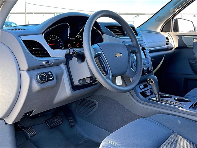 2015 Chevrolet Traverse LS - Photo 8