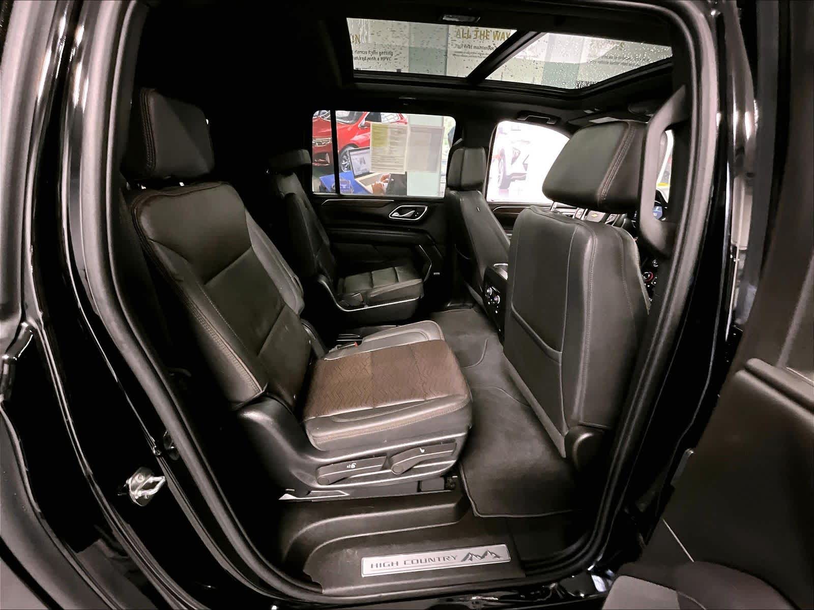 2023 Chevrolet Suburban High Country - Photo 16