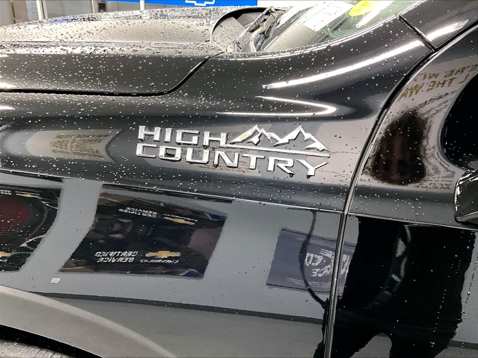 2023 Chevrolet Suburban High Country - Photo 29