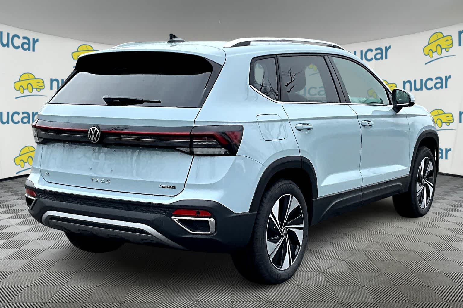 2025 Volkswagen Taos SE - Photo 7