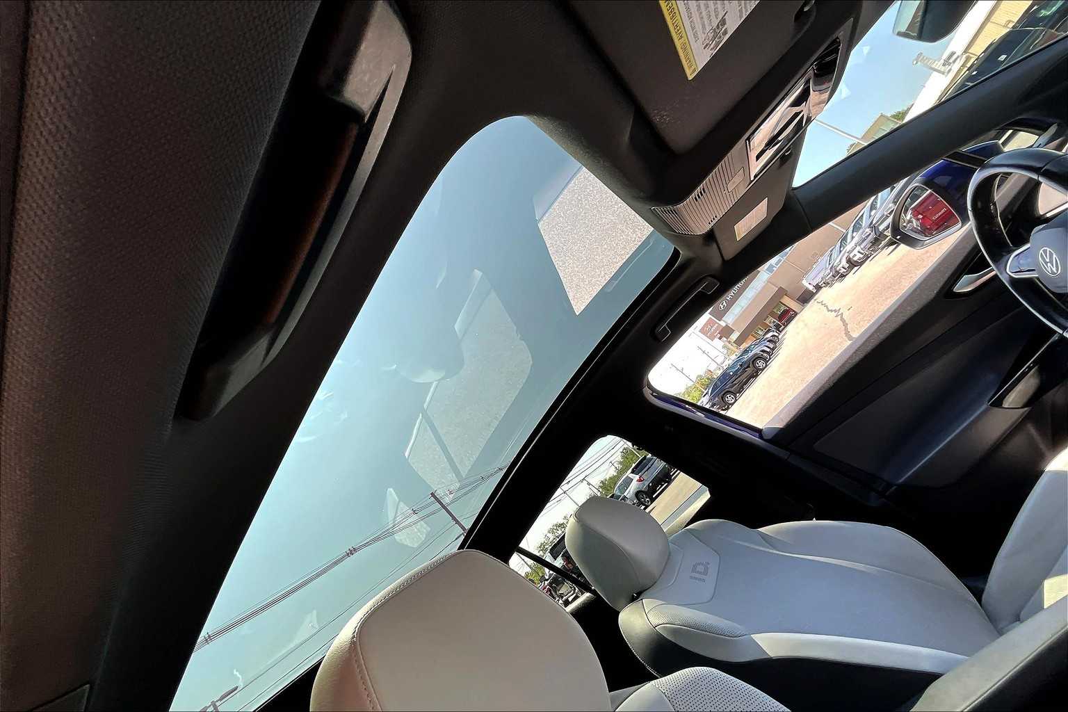 2021 Volkswagen ID.4 Pro S - Photo 22