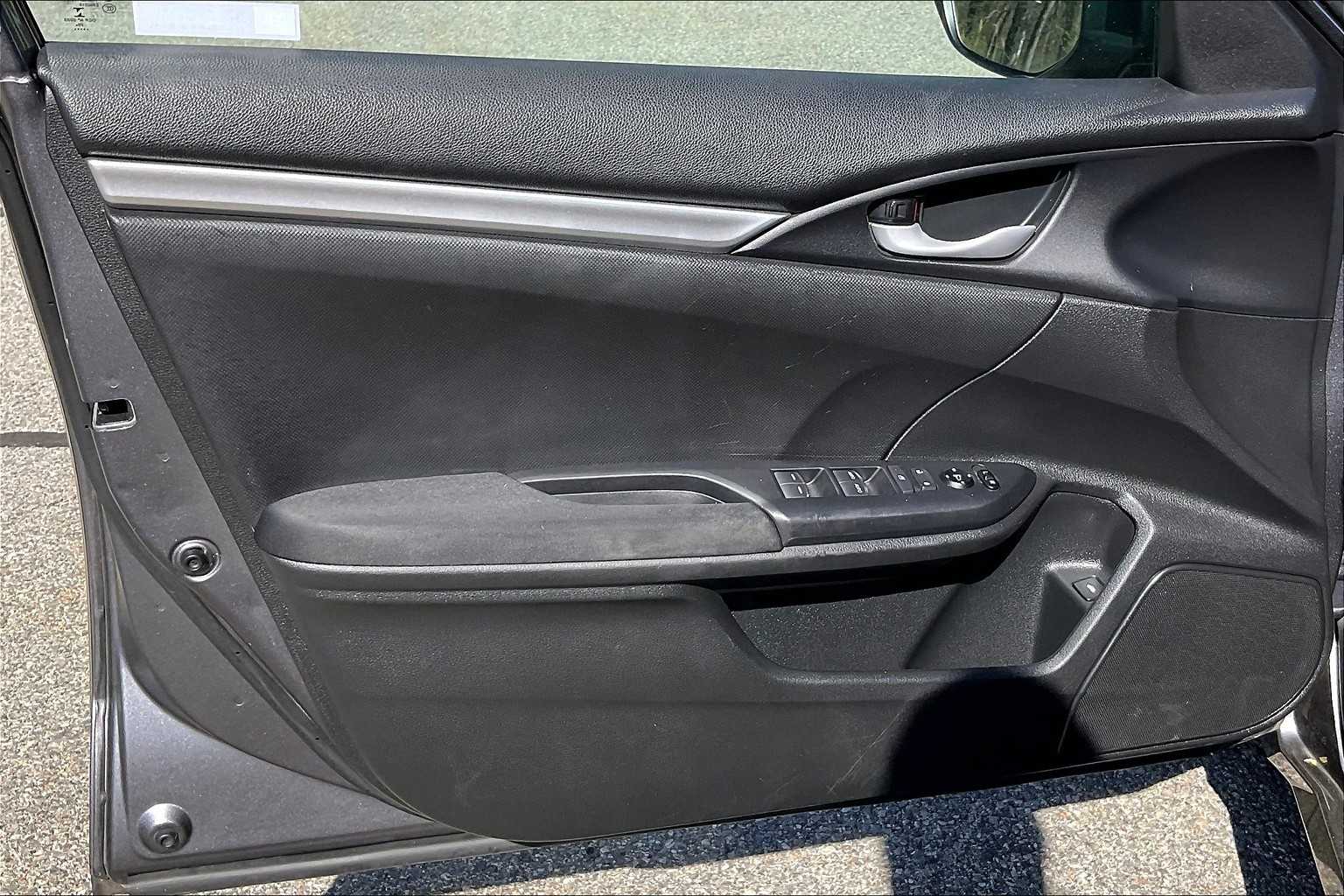 2021 Honda Civic LX - Photo 9
