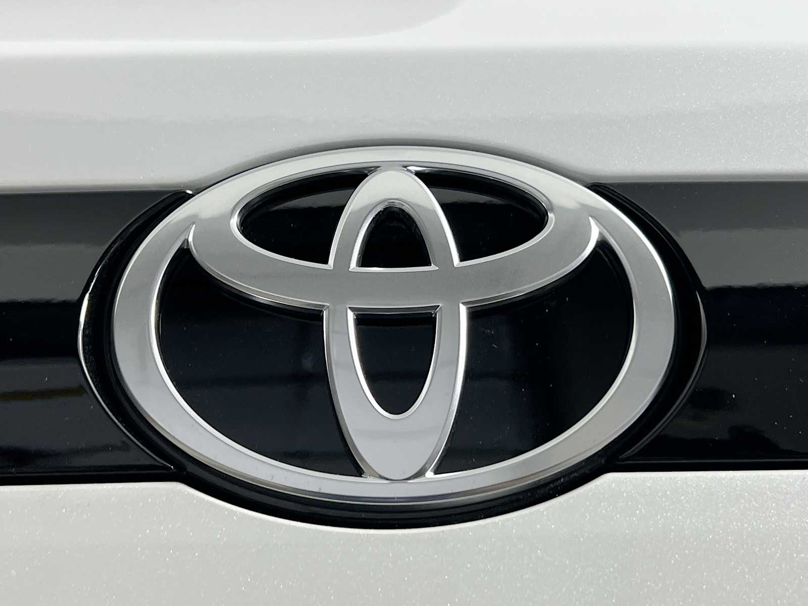 2025 Toyota Grand Highlander Limited - Photo 18